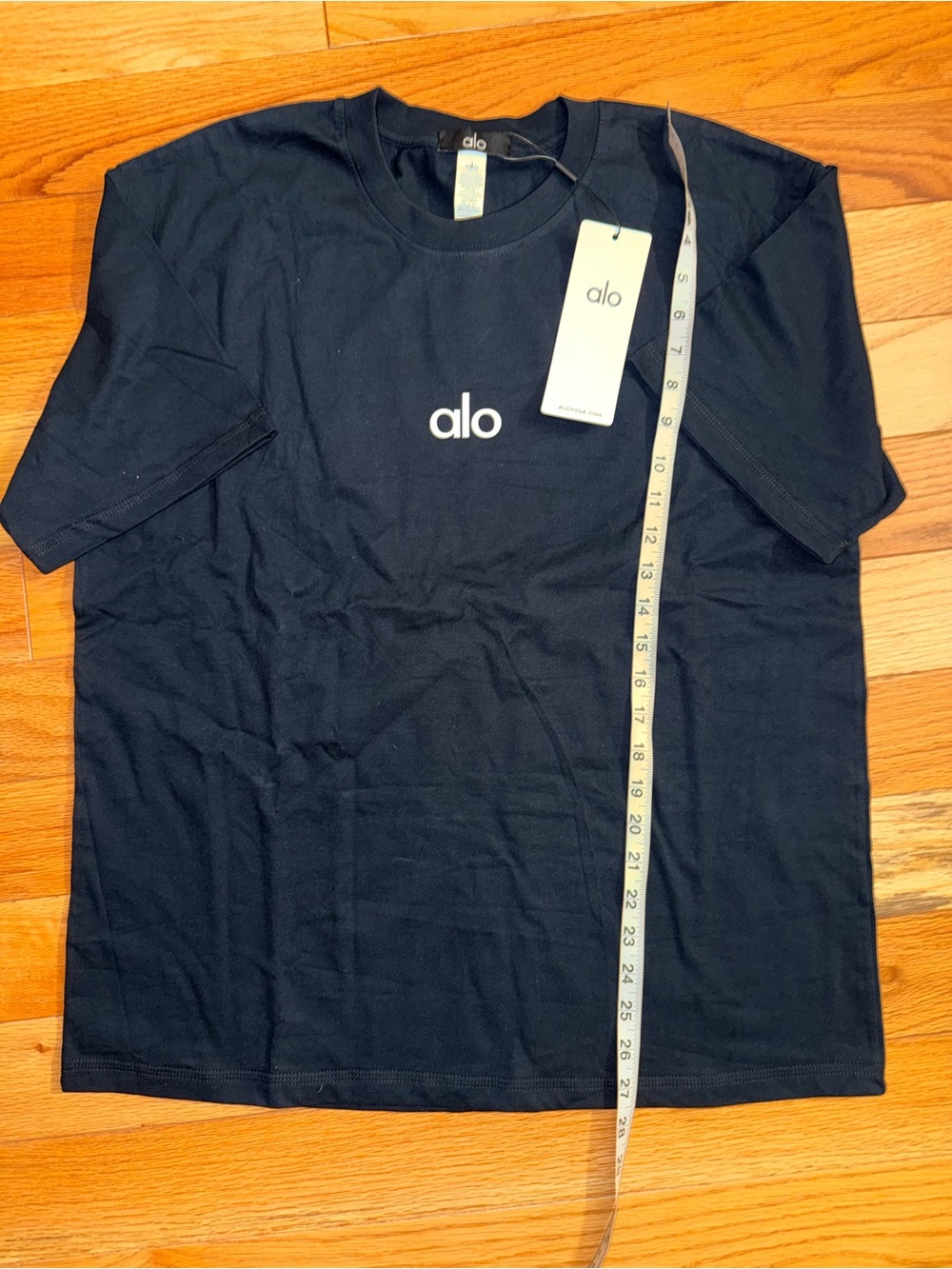 Size L ALO Yoga Black Short Sleeve Logo Tee